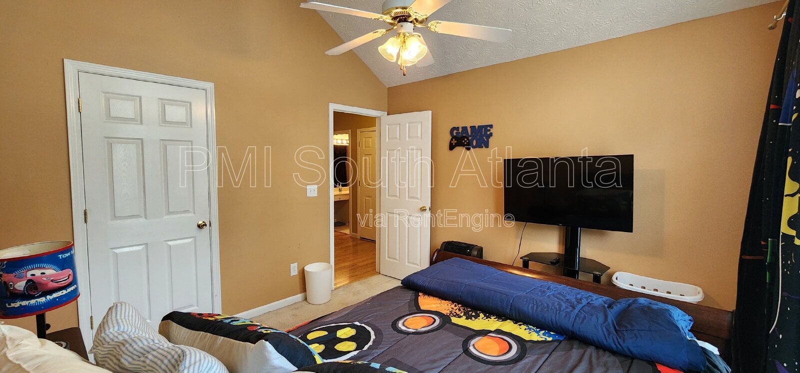 $3,000 | Furnished 5BR Home for Rent in Conley | Flexible Lease Terms | Finished Basement | 2,656 Sq Ft property image