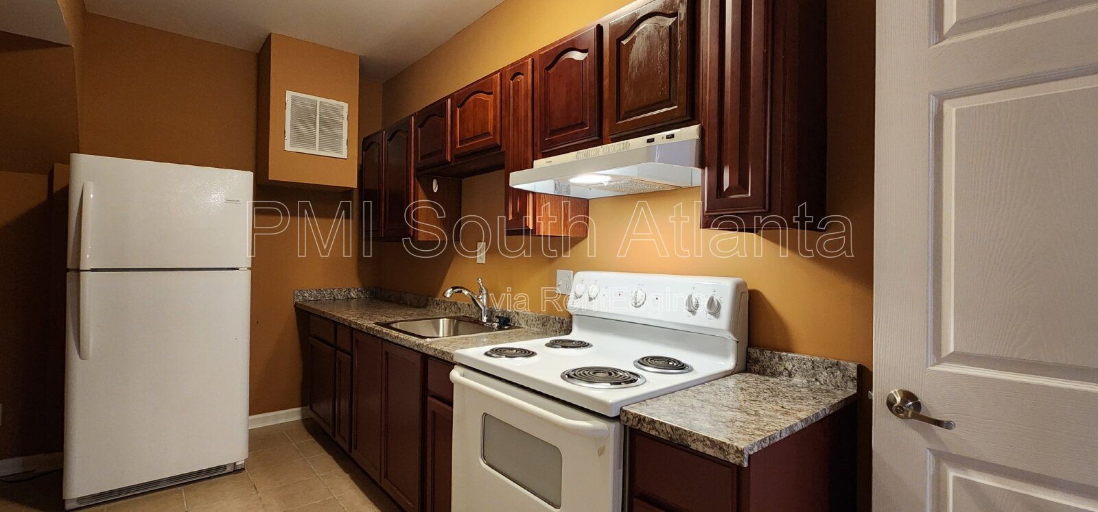$3,000 | Furnished 5BR Home for Rent in Conley | Flexible Lease Terms | Finished Basement | 2,656 Sq Ft property image