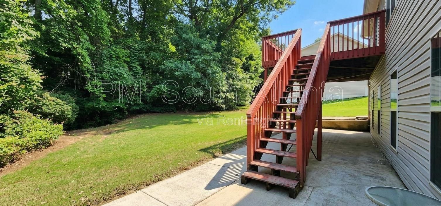 $3,000 | Furnished 5BR Home for Rent in Conley | Flexible Lease Terms | Finished Basement | 2,656 Sq Ft property image