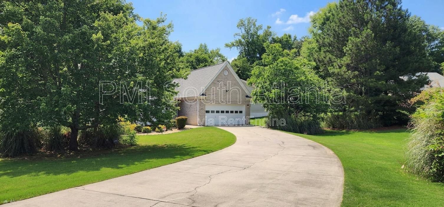 $3,000 | Furnished 5BR Home for Rent in Conley | Flexible Lease Terms | Finished Basement | 2,656 Sq Ft property image