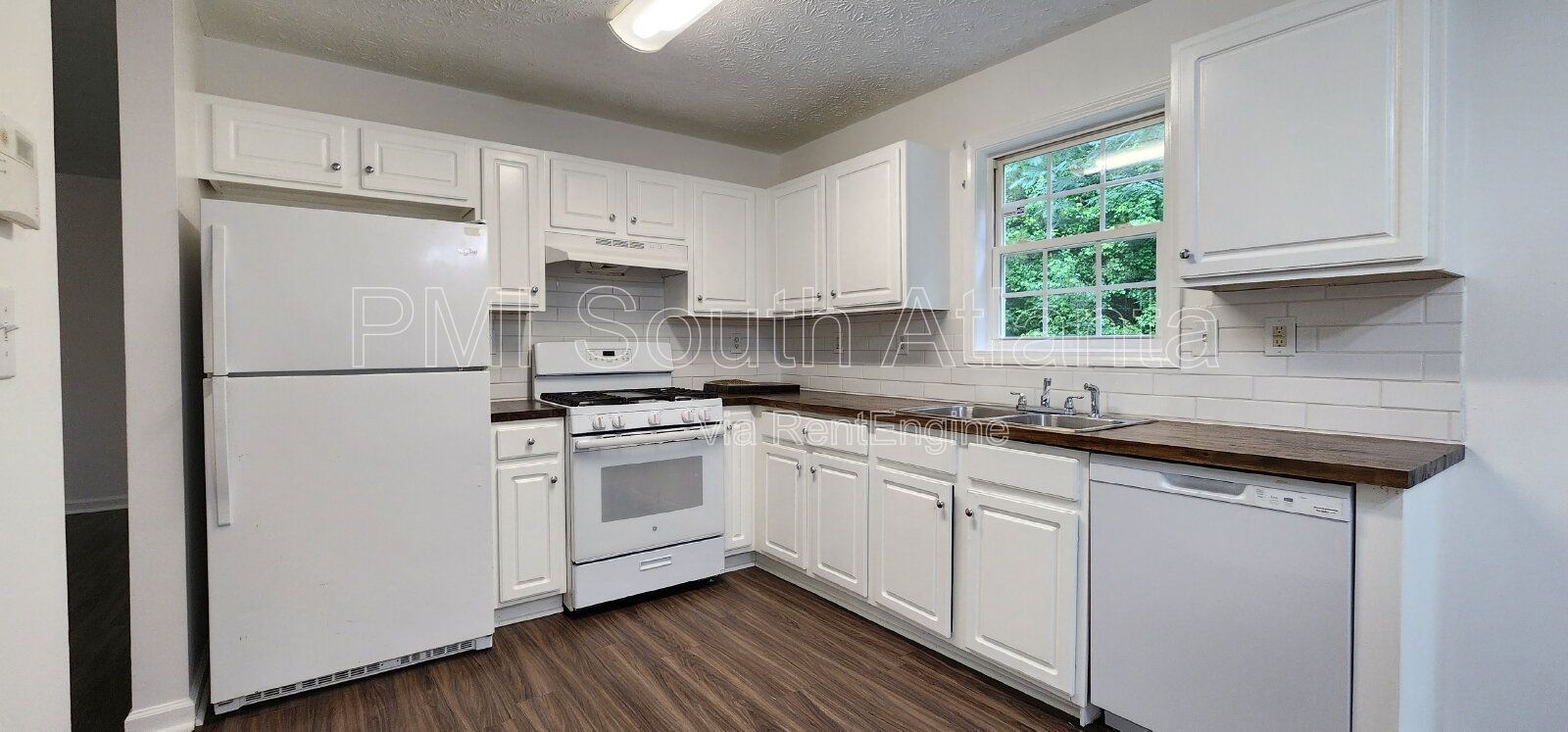 Spacious Updated 3 Bedroom Home for Rent in Mableton – $2,200/Month property image