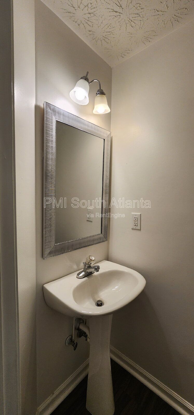 Spacious Updated 3 Bedroom Home for Rent in Mableton – $2,200/Month property image