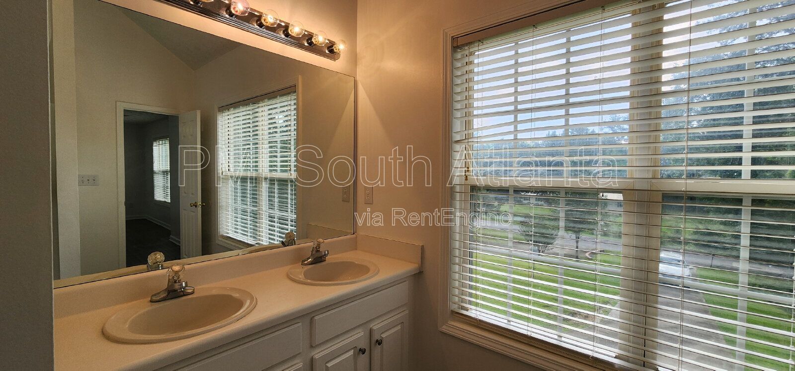 Spacious Updated 3 Bedroom Home for Rent in Mableton – $2,200/Month property image