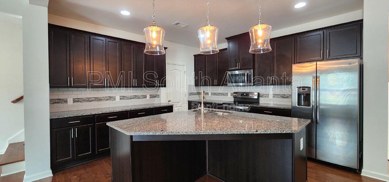 Luxury 3 Bedroom Townhome for Rent in Fairburn, GA | Pool & Tennis Community | Washer & Dryer Included | $2,350/Month property image