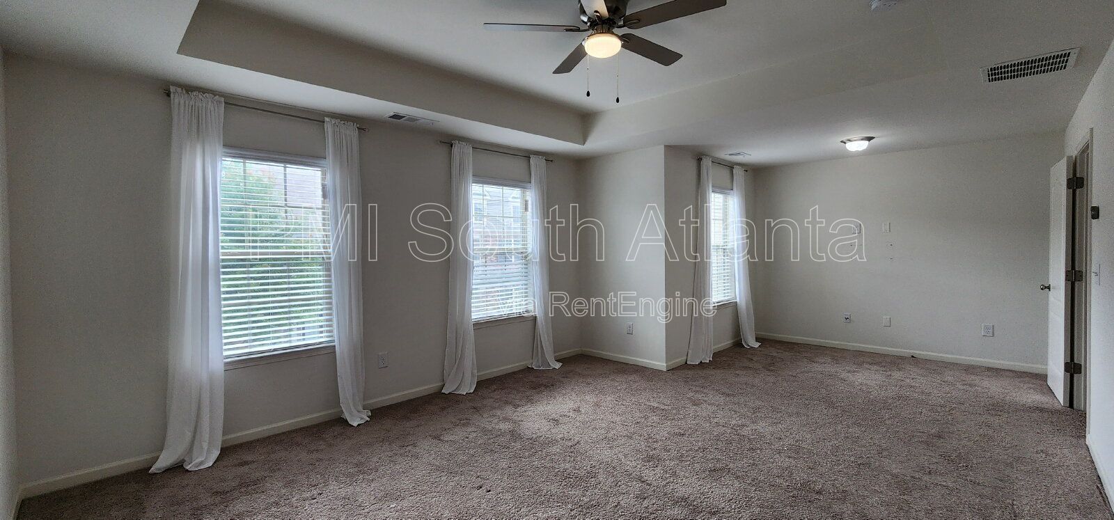 Luxury 3 Bedroom Townhome for Rent in Fairburn, GA | Pool & Tennis Community | Washer & Dryer Included | $2,350/Month property image