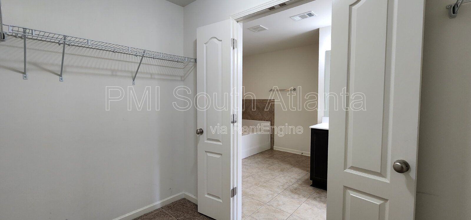 Luxury 3 Bedroom Townhome for Rent in Fairburn, GA | Pool & Tennis Community | Washer & Dryer Included | $2,350/Month property image
