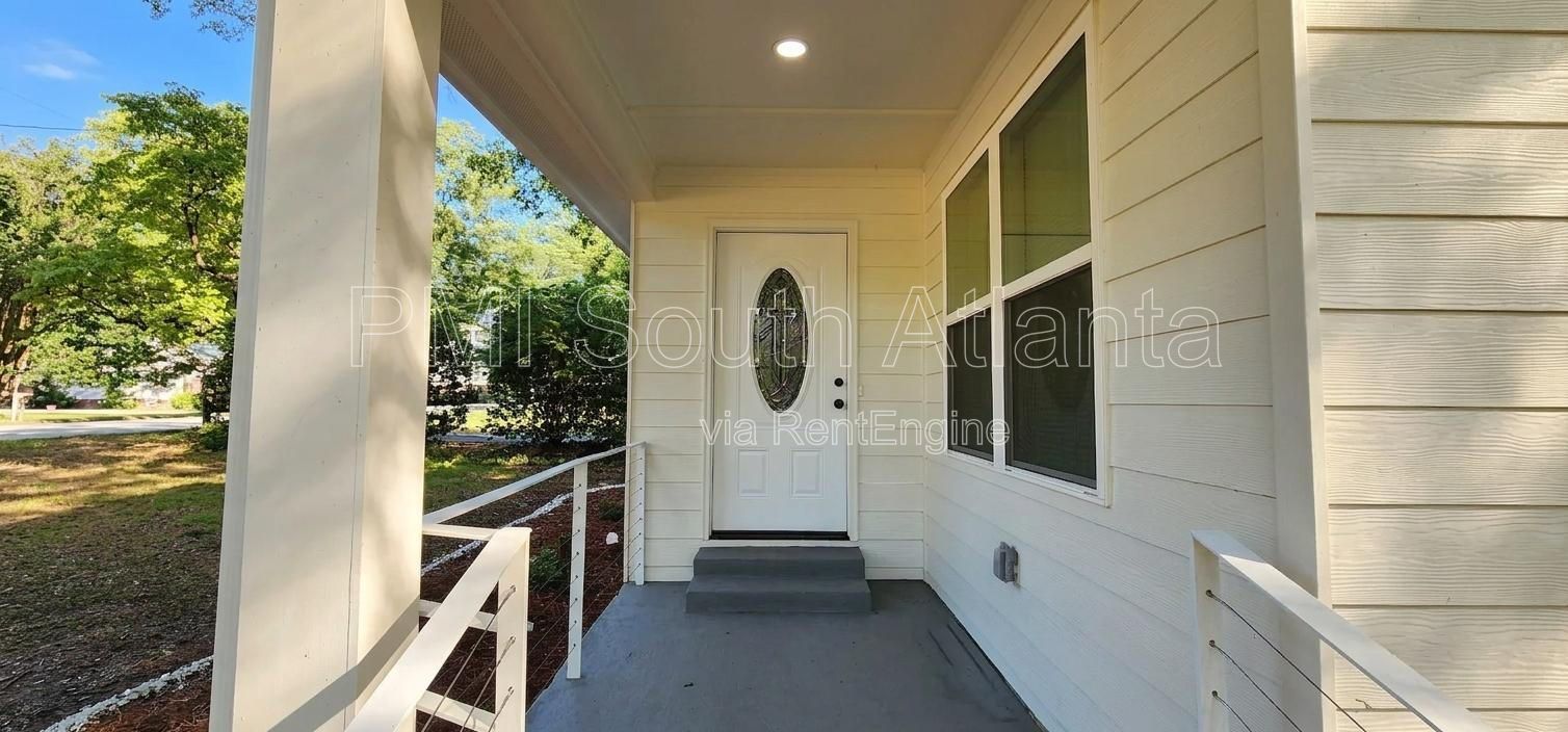 NEW CONSTRUCTION 4 Bedroom Modern Ranch Home for Rent in Vibrant Historic Downtown Jonesboro! | Pet Friendly | Available Now! property image