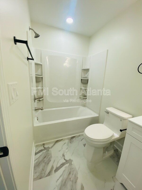 NEW CONSTRUCTION 4 Bedroom Modern Ranch Home for Rent in Vibrant Historic Downtown Jonesboro! | Pet Friendly | Available Now! property image