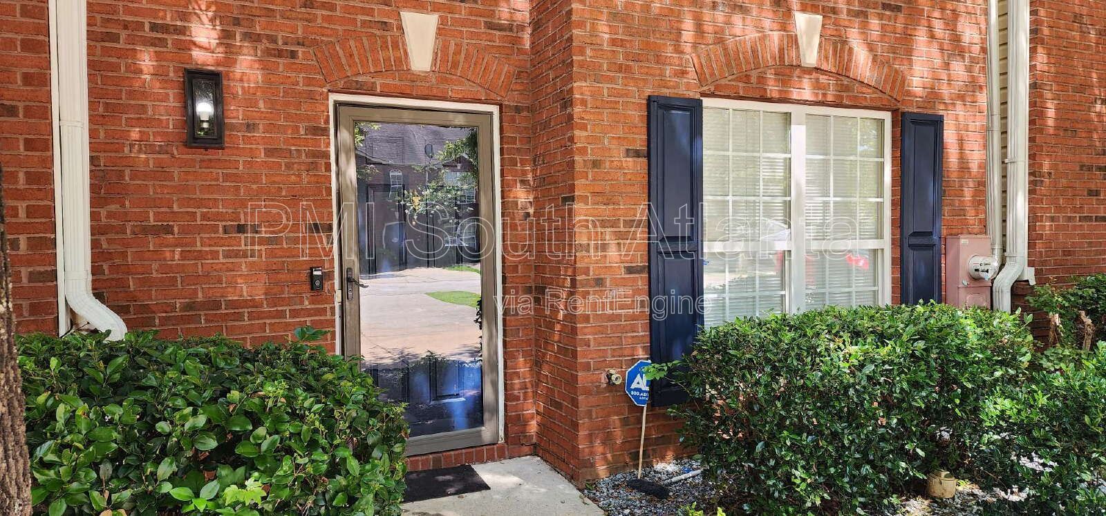 Fully Renovated 3BR/2.5BA Townhome | 1,560 SF | Stainless Steel Appliances | Private Patio | $1,695/Month property image