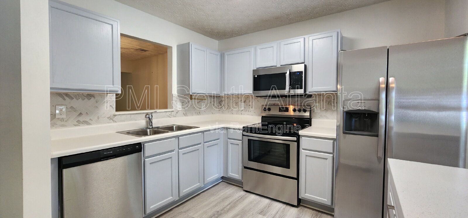 Fully Renovated 3BR/2.5BA Townhome | 1,560 SF | Stainless Steel Appliances | Private Patio | $1,695/Month property image