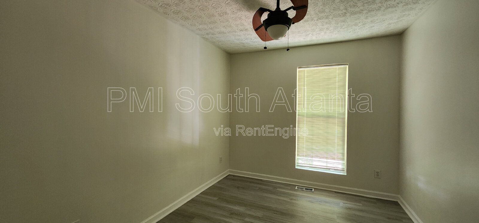 Fully Renovated 3BR/2.5BA Townhome | 1,560 SF | Stainless Steel Appliances | Private Patio | $1,695/Month property image