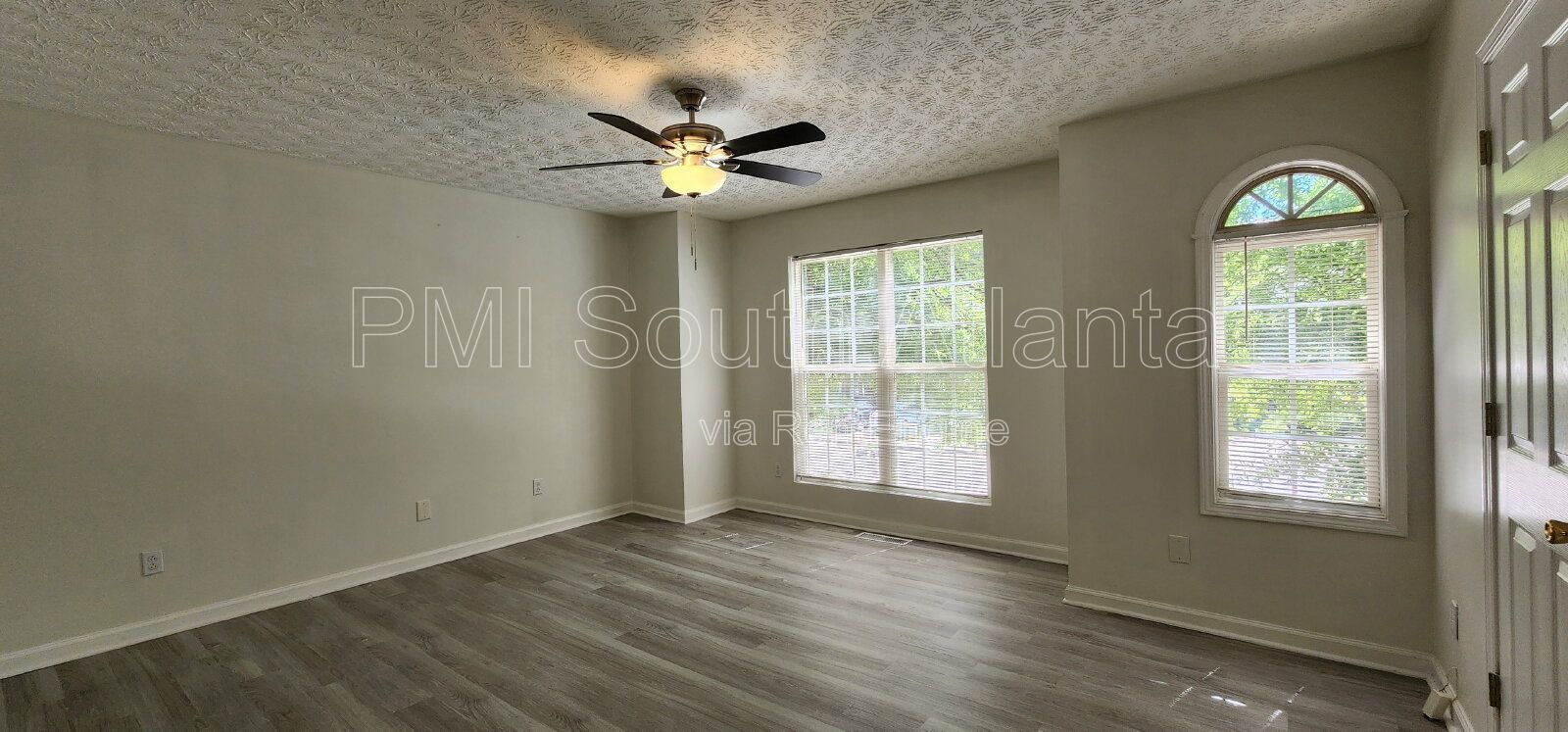 Fully Renovated 3BR/2.5BA Townhome | 1,560 SF | Stainless Steel Appliances | Private Patio | $1,695/Month property image
