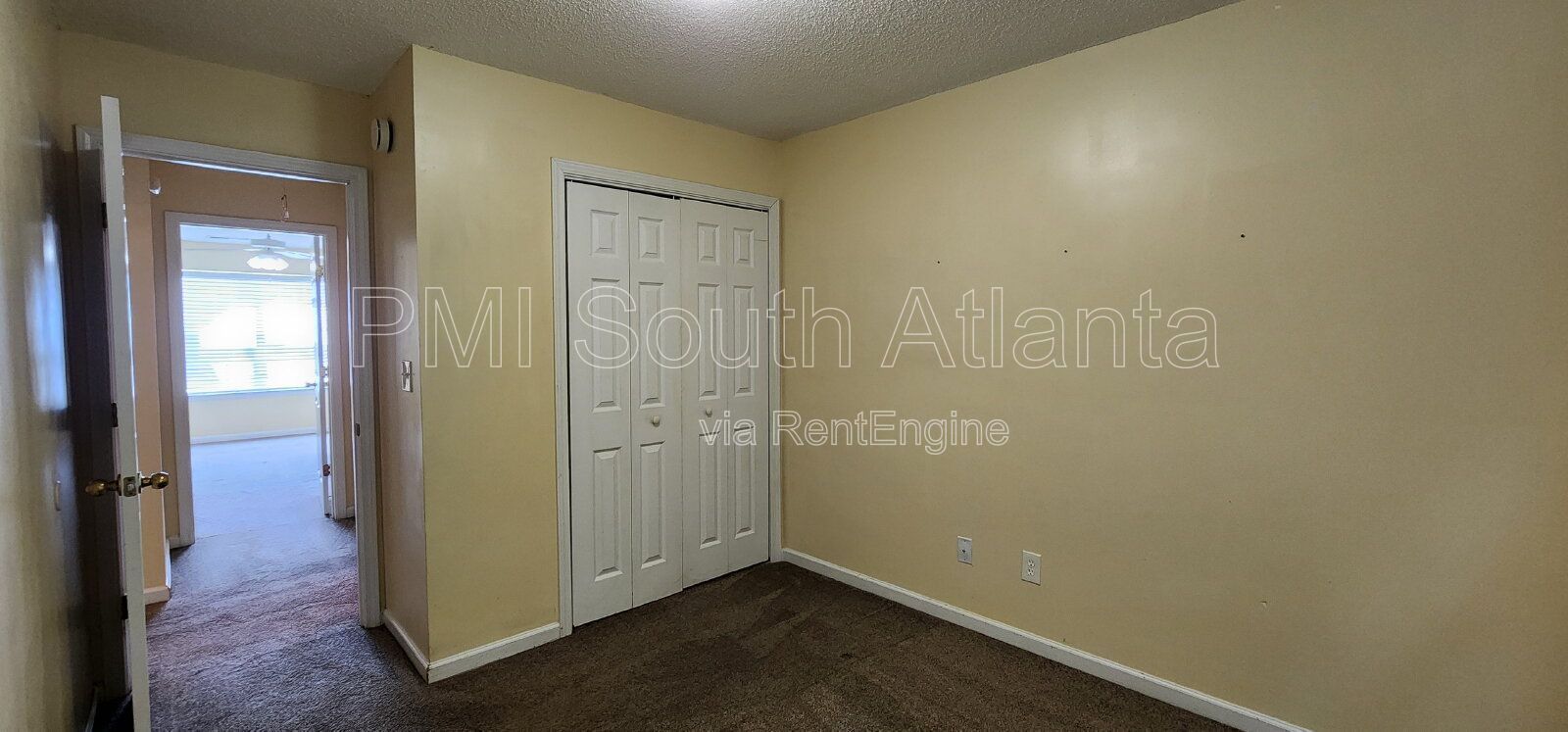 Spacious 3BR/2.5BA Townhome with Lawn Care Included | Pets Welcome | 7298 Wagon Wheel Ct, Jonesboro, GA property image