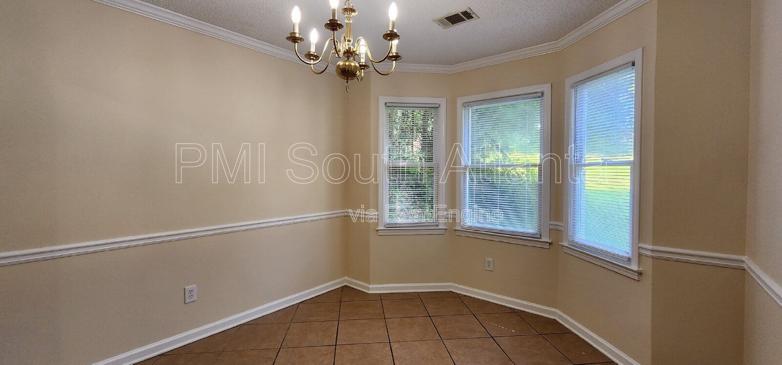 Freshly Renovated 3BR/2BA Ranch | Vaulted Ceilings | 2-Car Garage | Cul-de-Sac | $1,750/Month property image