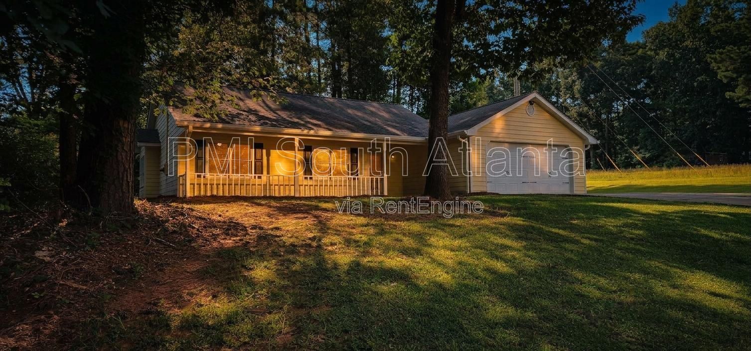 Freshly Renovated 3BR/2BA Ranch | Vaulted Ceilings | 2-Car Garage | Cul-de-Sac | $1,750/Month property image