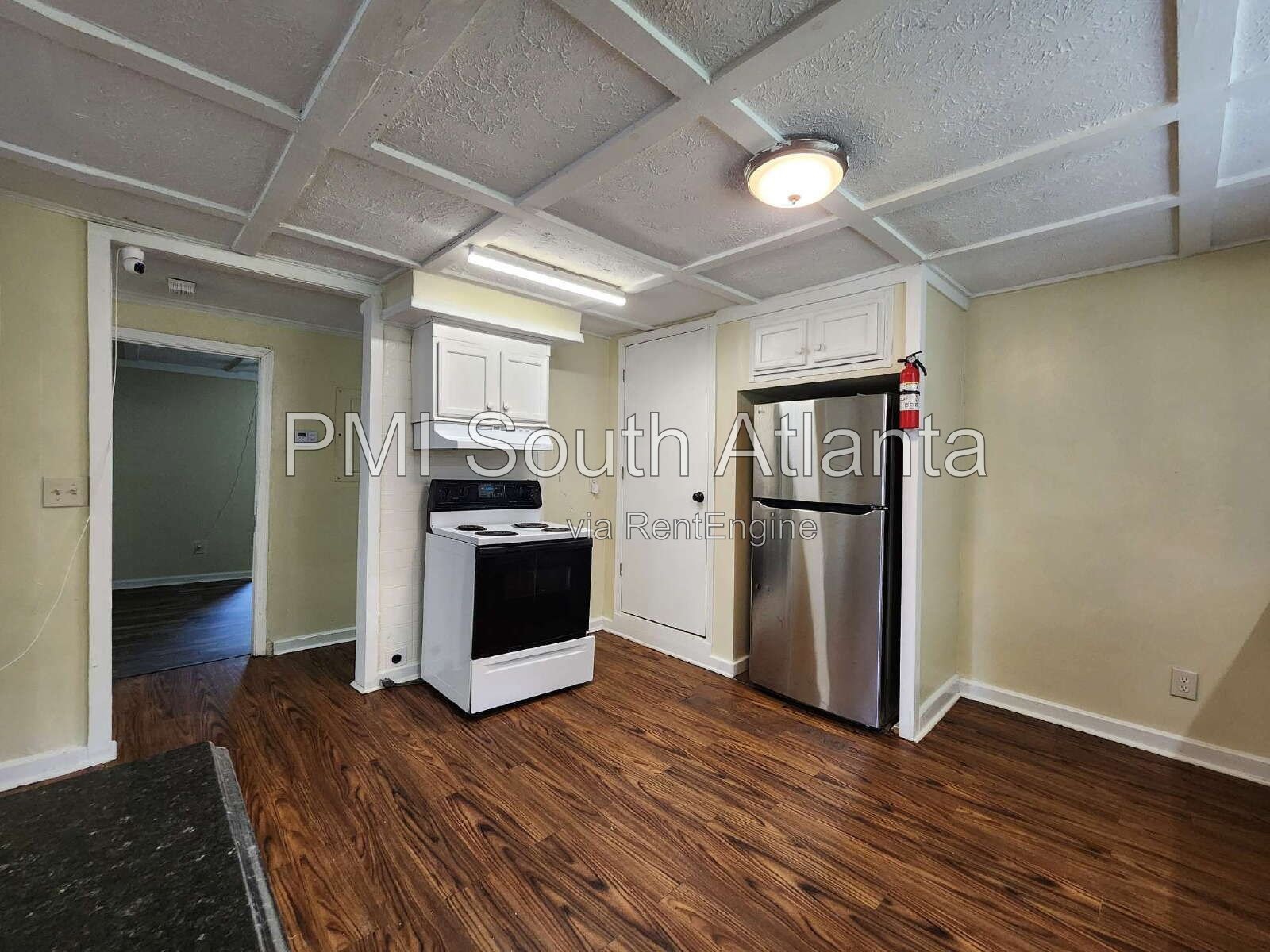 Charming 3 Bedroom Home with Huge Backyard in the Heart of Griffin! property image
