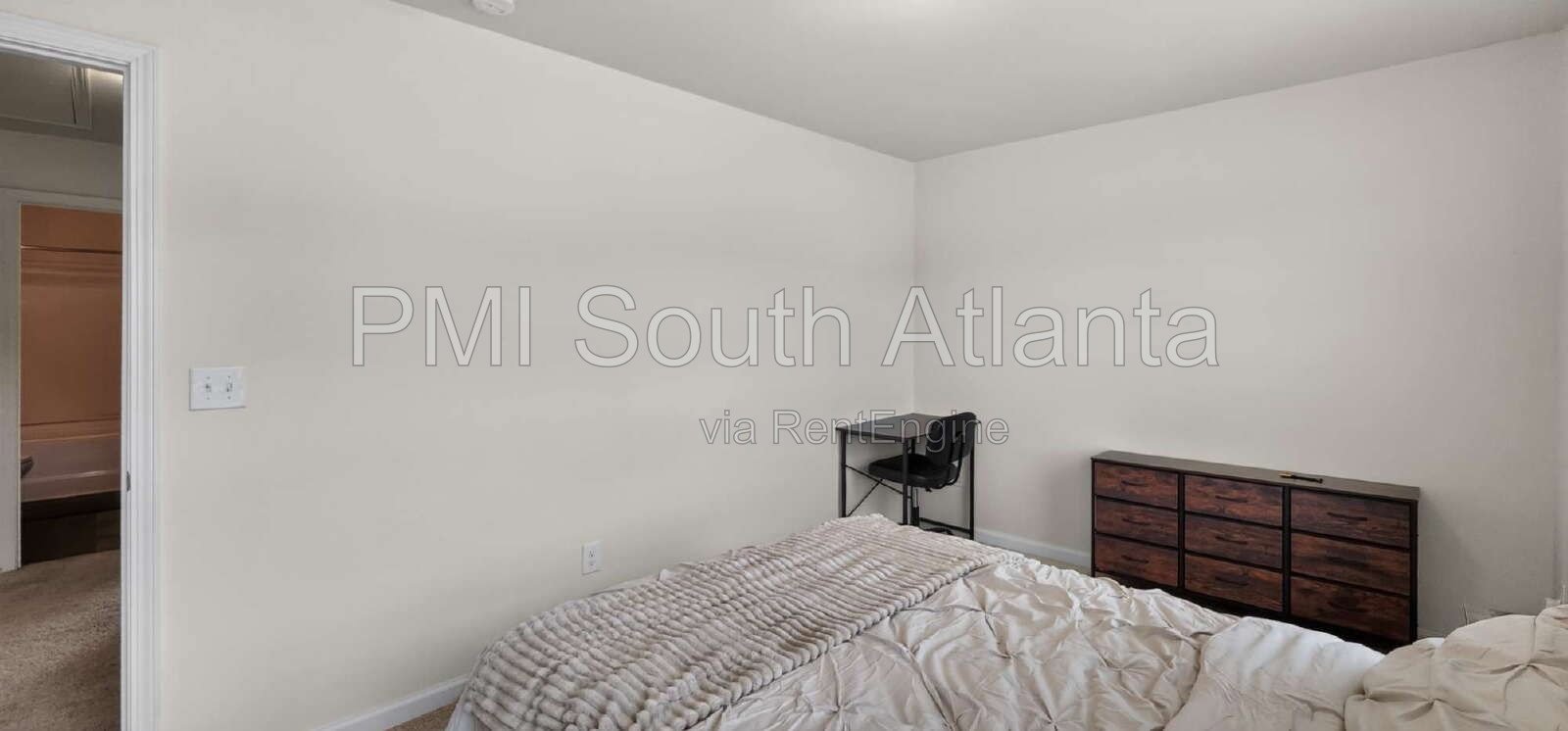 PRIVATE FURNISHED BEDROOM | UTILITIES & WIFI INCLUDED | PROFESSIONAL SHARED LIVING | COVINGTON, GA | $875/MONTH property image