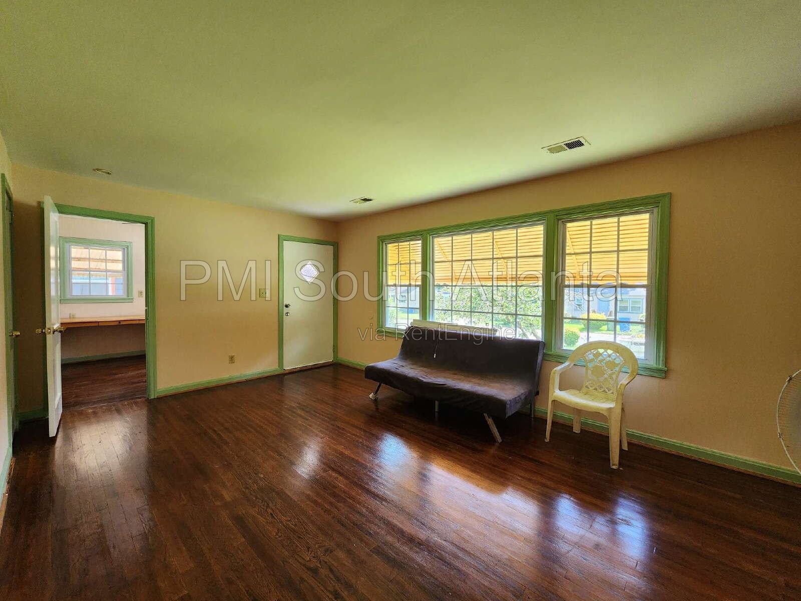 3-Bedroom Atlanta Home for Rent – Hardwood Floors, Huge Backyard & Covered Parking | $1,495/Month property image