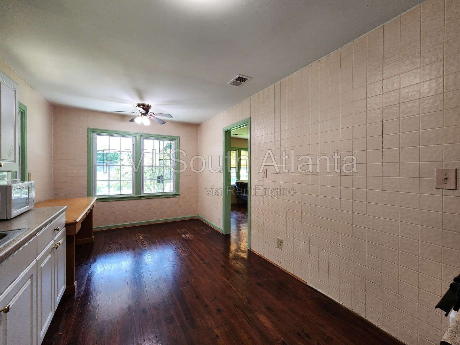 3-Bedroom Atlanta Home for Rent – Hardwood Floors, Huge Backyard & Covered Parking | $1,495/Month property image